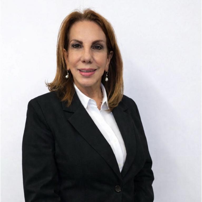 Yelixa A Nunez Rouch